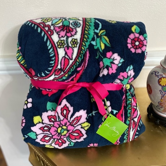 Vera Bradley Floral Blanket in Petal Paisley